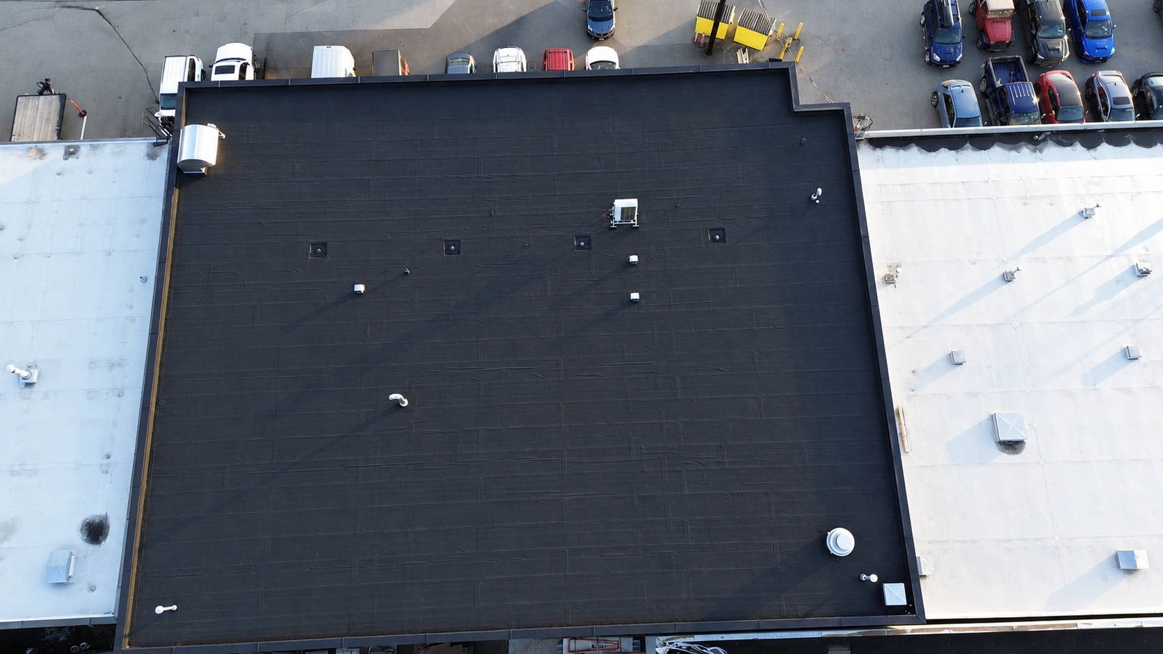 Commercial Flat Roof Membrane Install